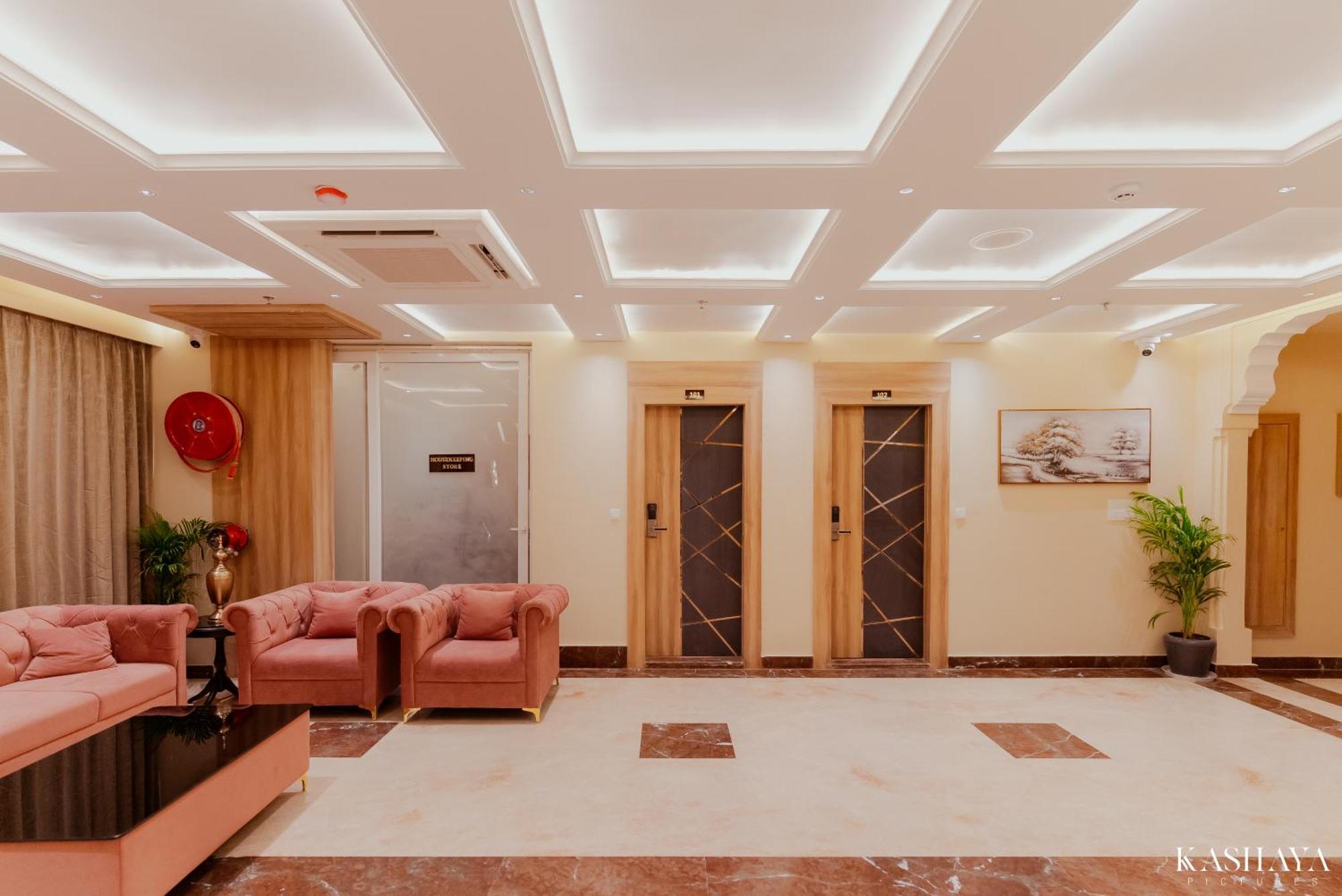 Hotel Ratan Mahal Datia Luaran gambar